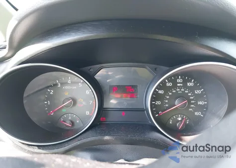 2015 Kia Sedona Lx z USA, uszkodzony, nr VIN KNDMB5C19F6071751